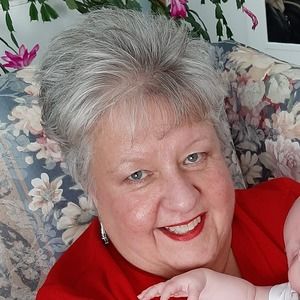 Meet your Posher, Cheryl